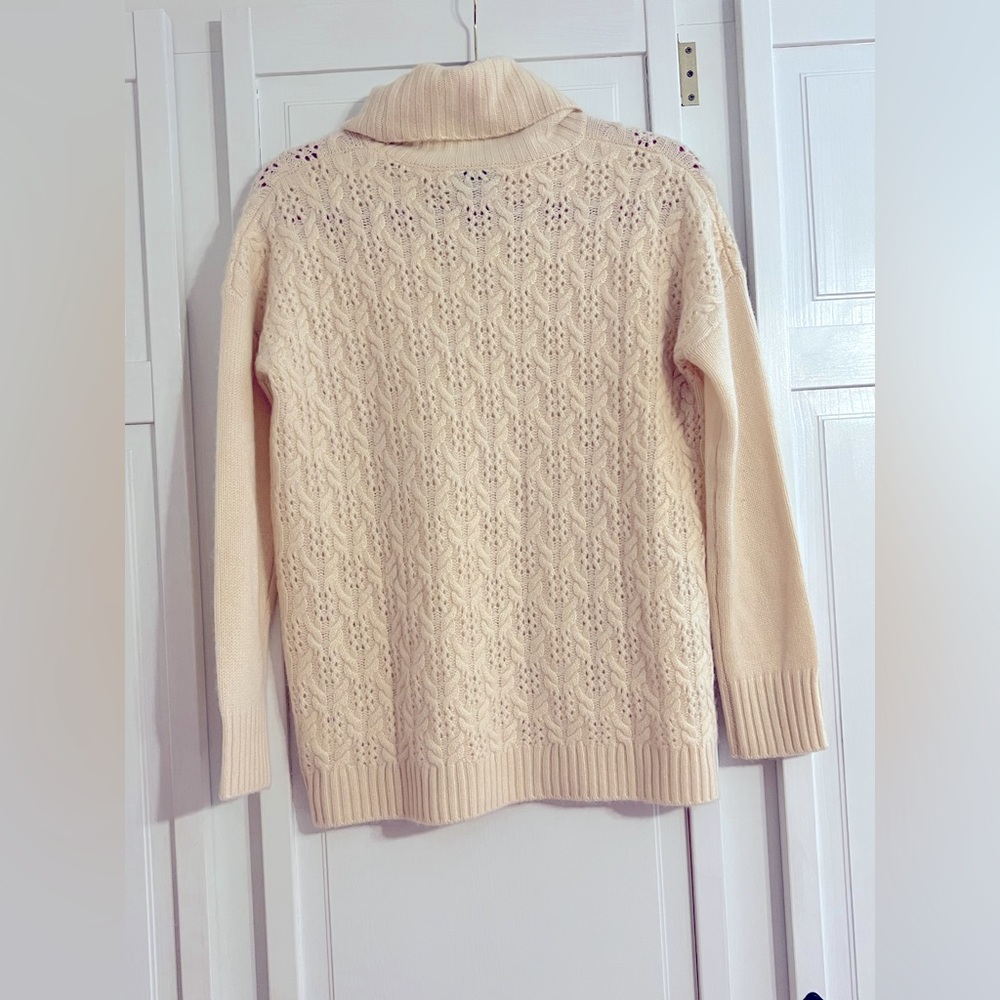 Nanette - Light cream 100% 2 ply Cashmere turtleneck tunic sweater!